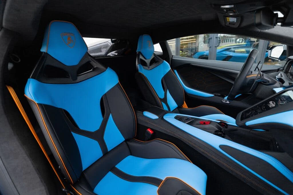 2026 Lamborghini Revuelto - Image 3 of 31