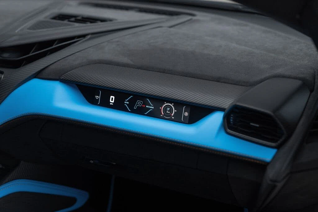 2026 Lamborghini Revuelto - Image 26 of 31