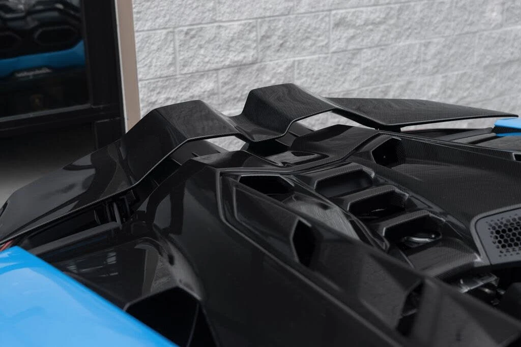2026 Lamborghini Revuelto - Image 30 of 31
