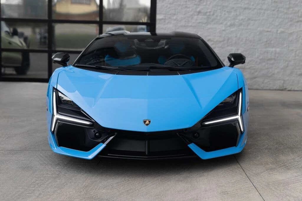 2026 Lamborghini Revuelto - Image 8 of 31