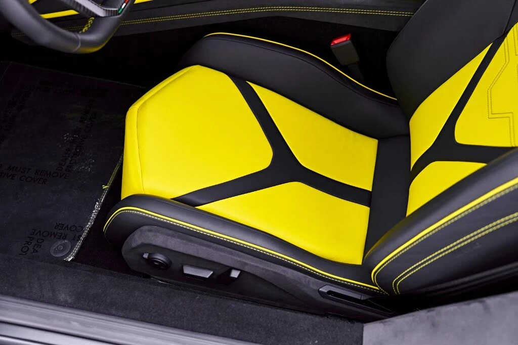 2026 Lamborghini Revuelto - Image 20 of 31