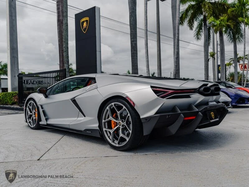 2026 Lamborghini Revuelto - Image 3 of 21