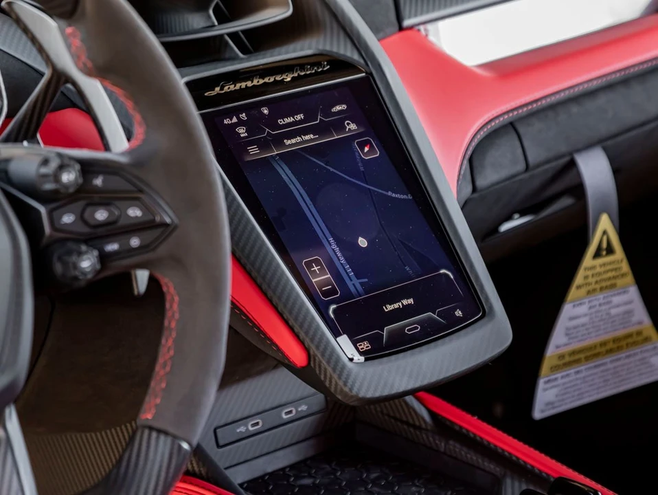 2026 Lamborghini Revuelto - Image 22 of 31