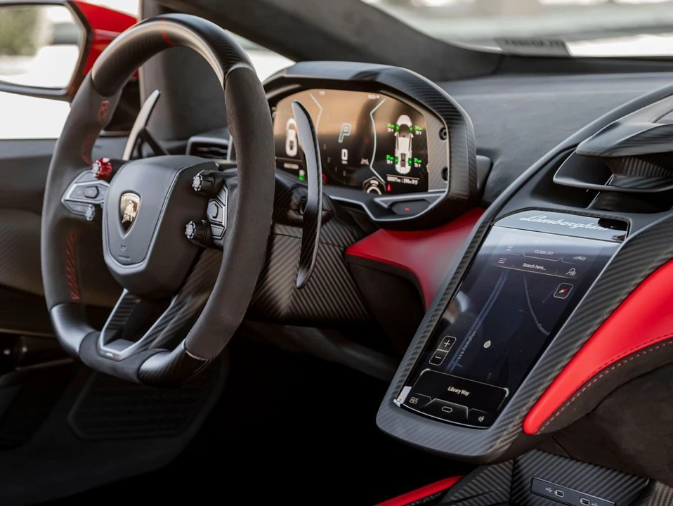 2026 Lamborghini Revuelto - Image 30 of 31