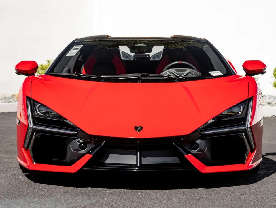 2026 Lamborghini Revuelto - Image 3 of 31