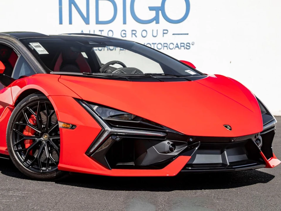 2026 Lamborghini Revuelto - Image 5 of 31