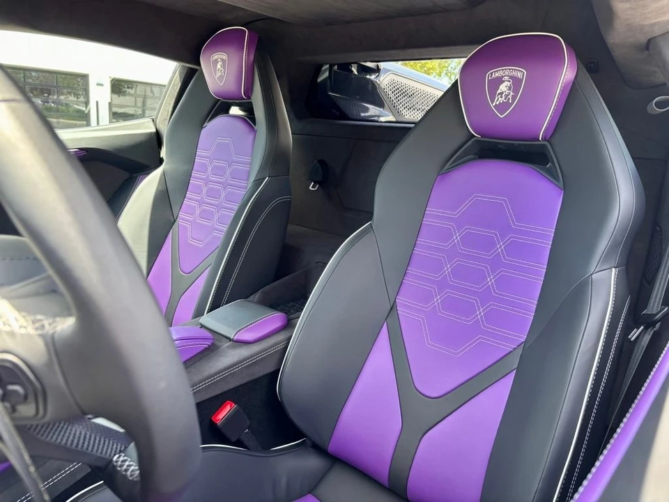 2026 Lamborghini Revuelto - Image 7 of 11