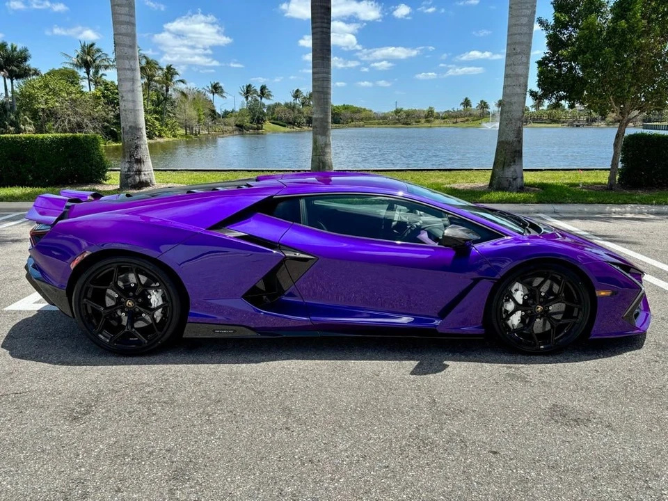 2026 Lamborghini Revuelto - Image 3 of 11