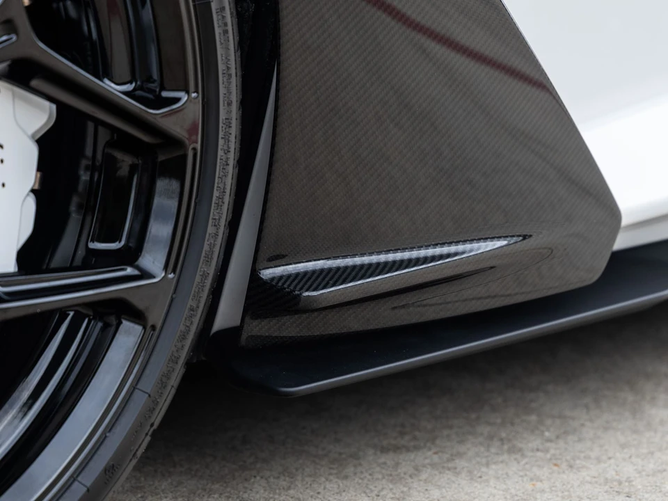 2026 Lamborghini Revuelto - Image 21 of 31