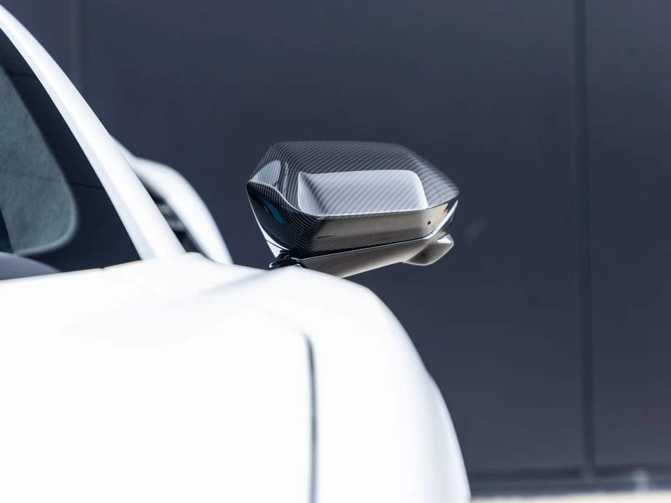 2026 Lamborghini Revuelto - Image 25 of 31