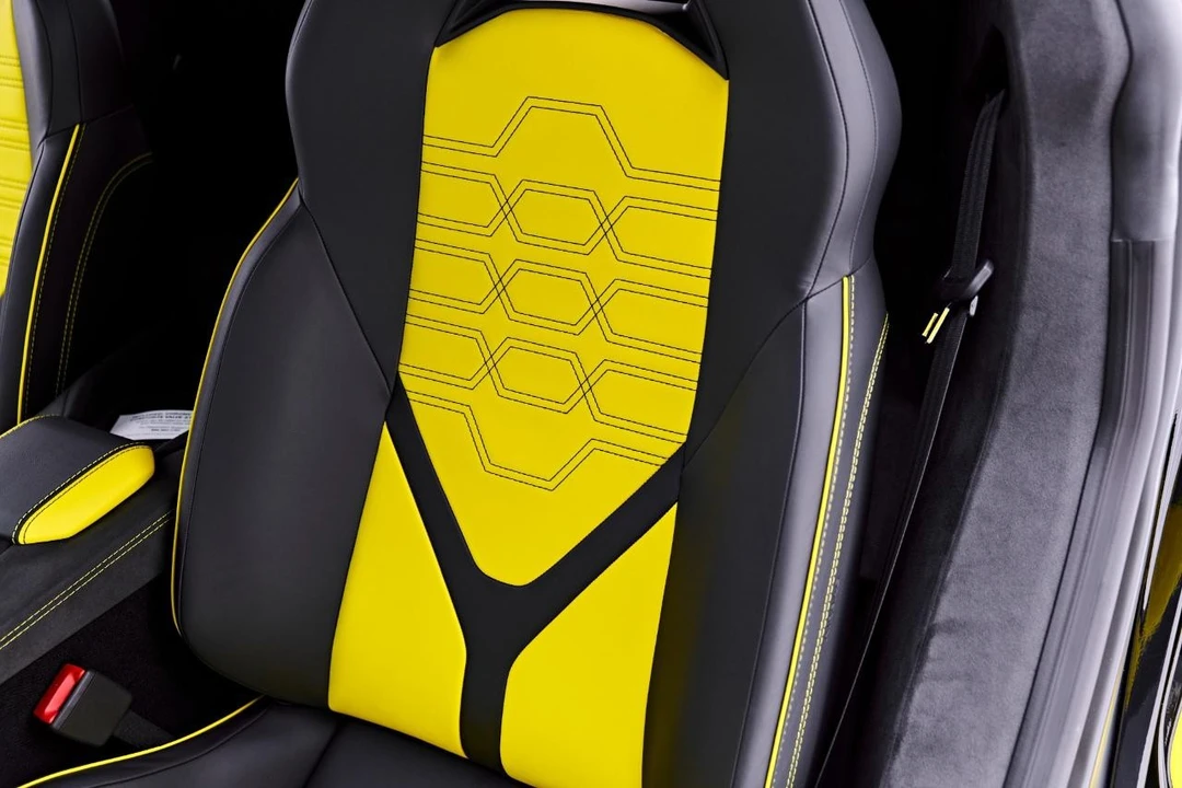 2026 Lamborghini Revuelto - Image 22 of 31