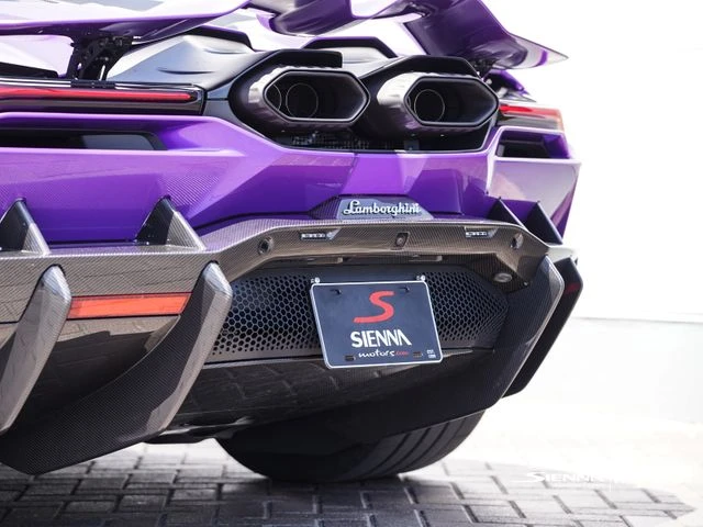 2026 Lamborghini Revuelto - Image 10 of 31