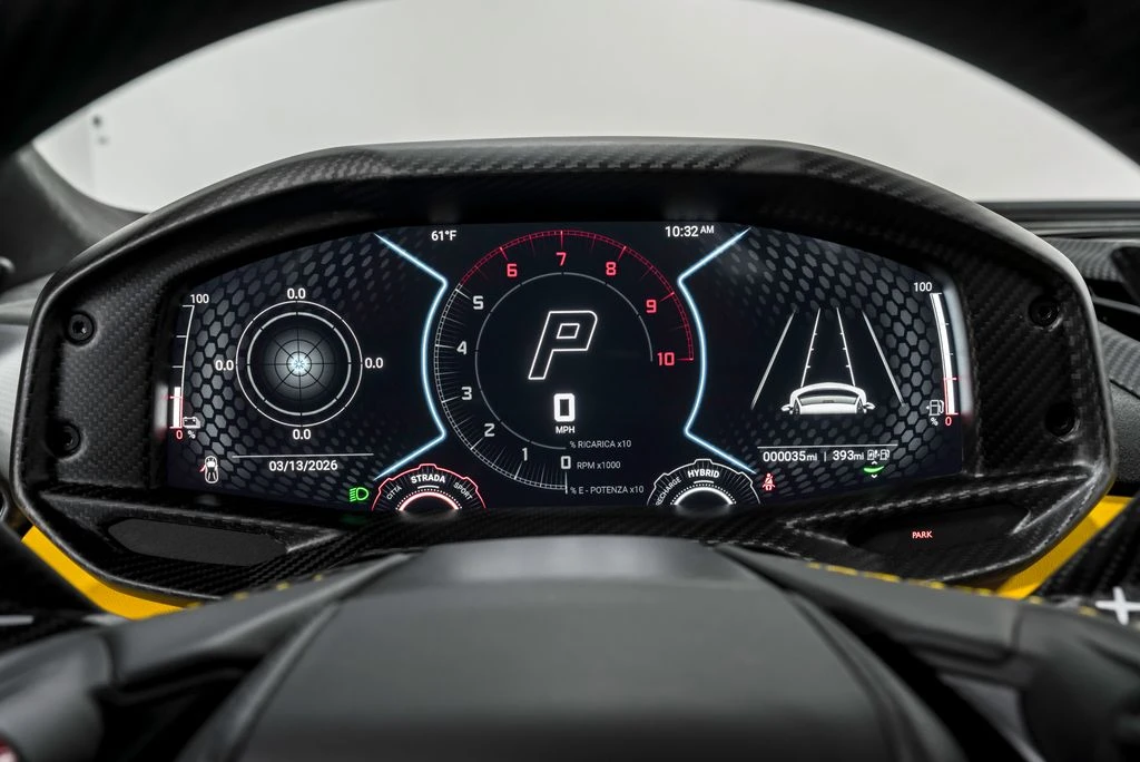2026 Lamborghini Revuelto - Image 15 of 31