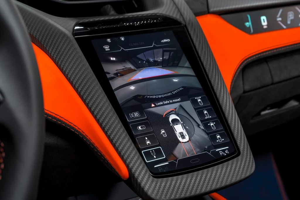 2026 Lamborghini Revuelto - Image 26 of 31