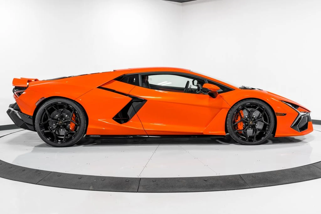 2026 Lamborghini Revuelto - Image 2 of 31