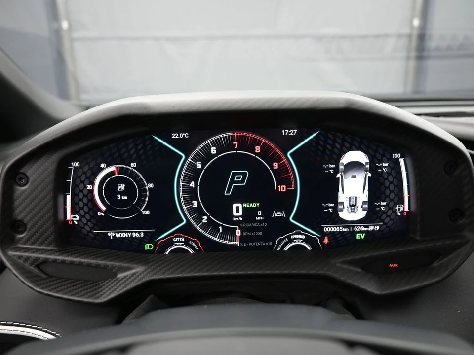 2026 Lamborghini Revuelto - Image 19 of 31
