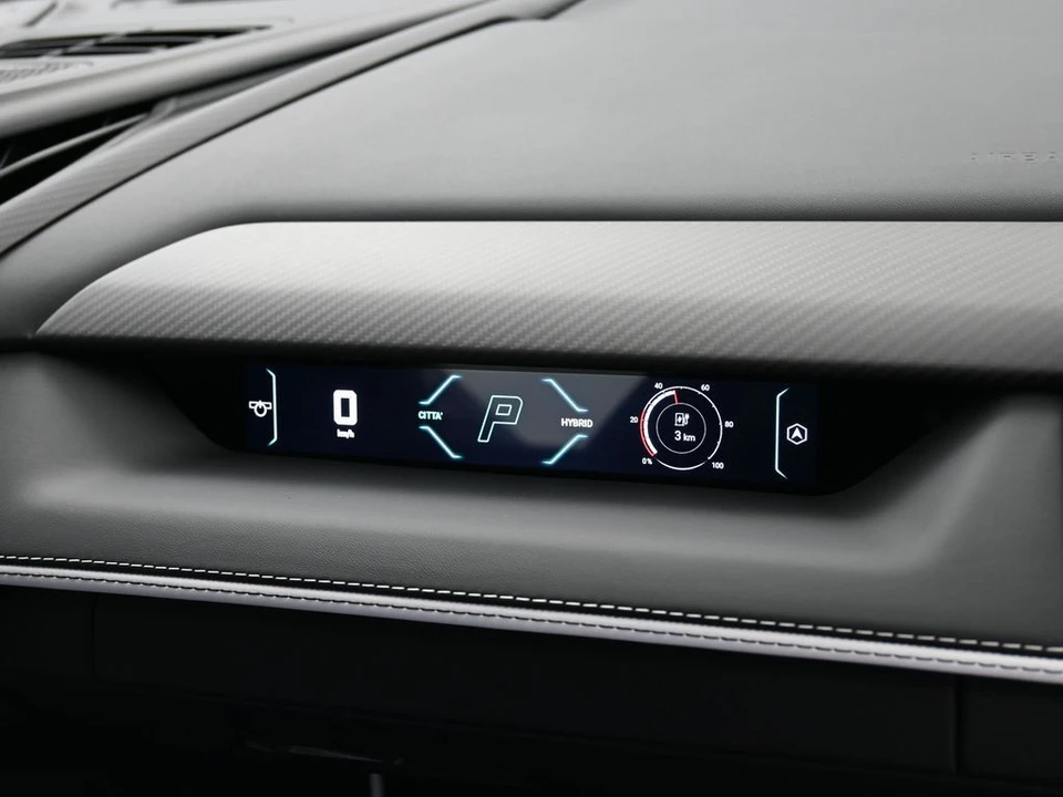 2026 Lamborghini Revuelto - Image 25 of 31