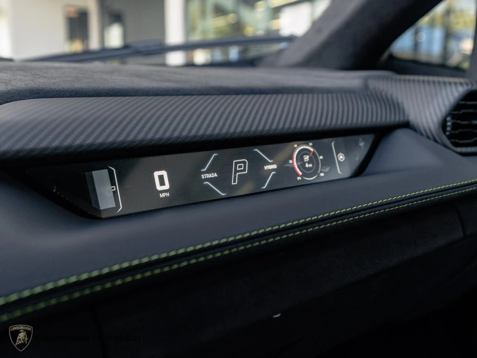 2026 Lamborghini Revuelto - Image 7 of 25