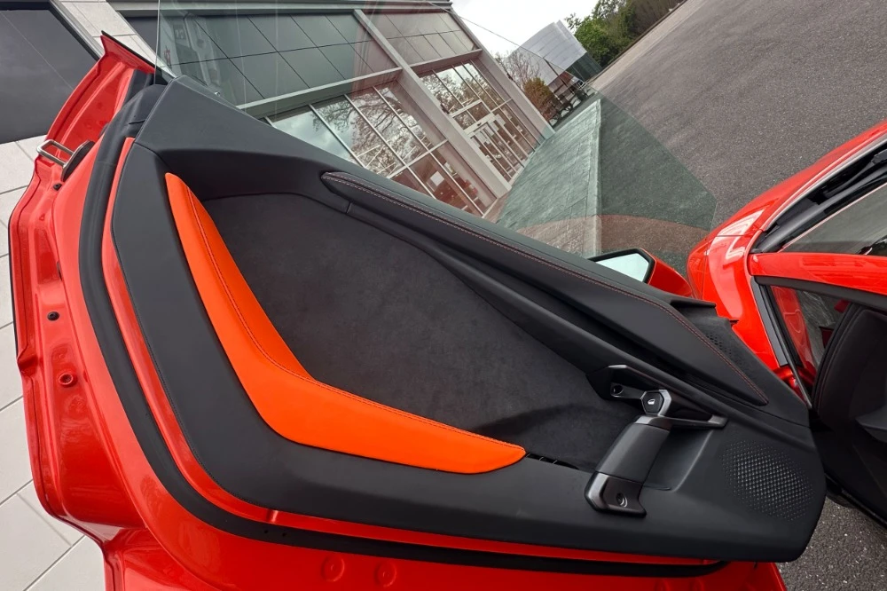 2026 Lamborghini Revuelto - Image 7 of 19