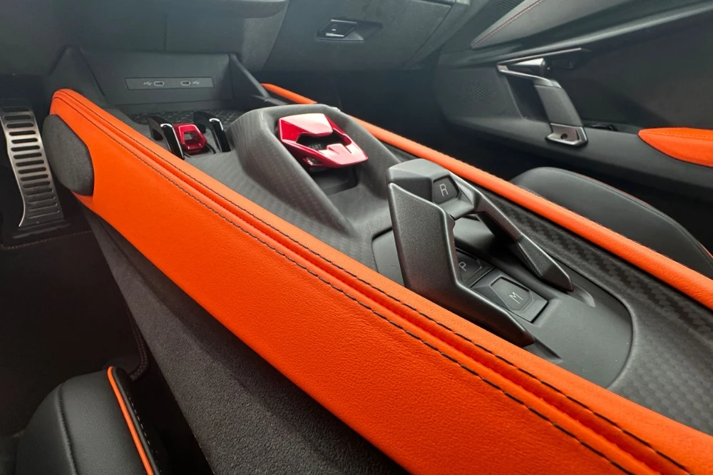 2026 Lamborghini Revuelto - Image 10 of 19