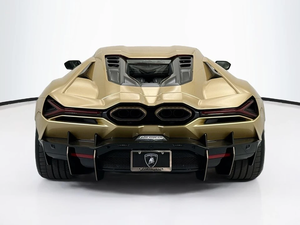 2026 Lamborghini Revuelto - Image 6 of 30
