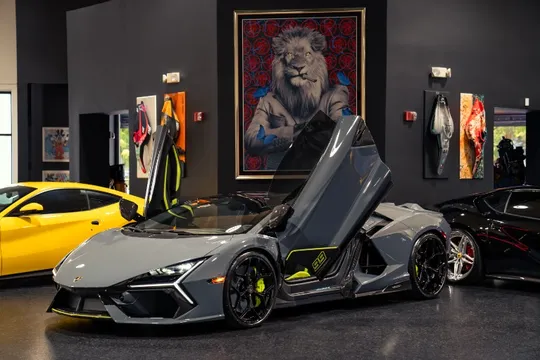 2026 Lamborghini Revuelto