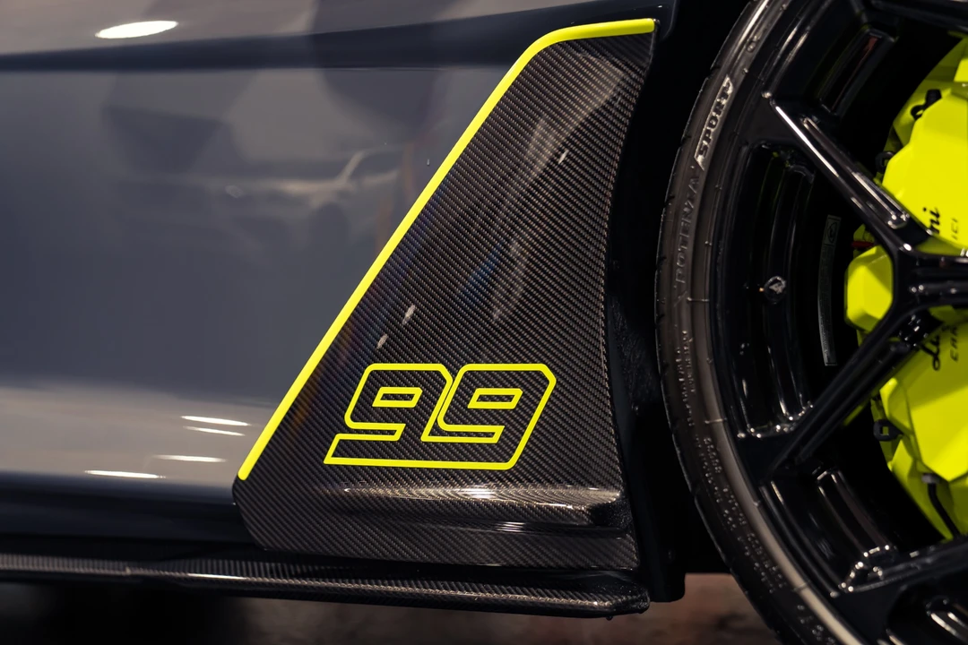 2026 Lamborghini Revuelto - Image 24 of 31