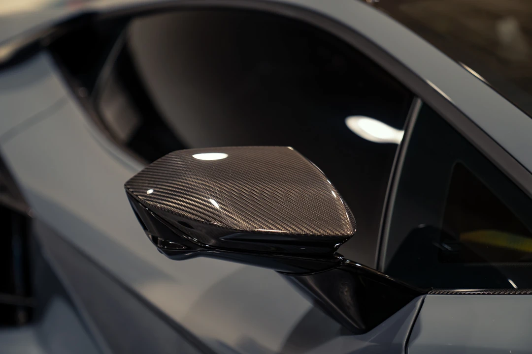 2026 Lamborghini Revuelto - Image 19 of 31