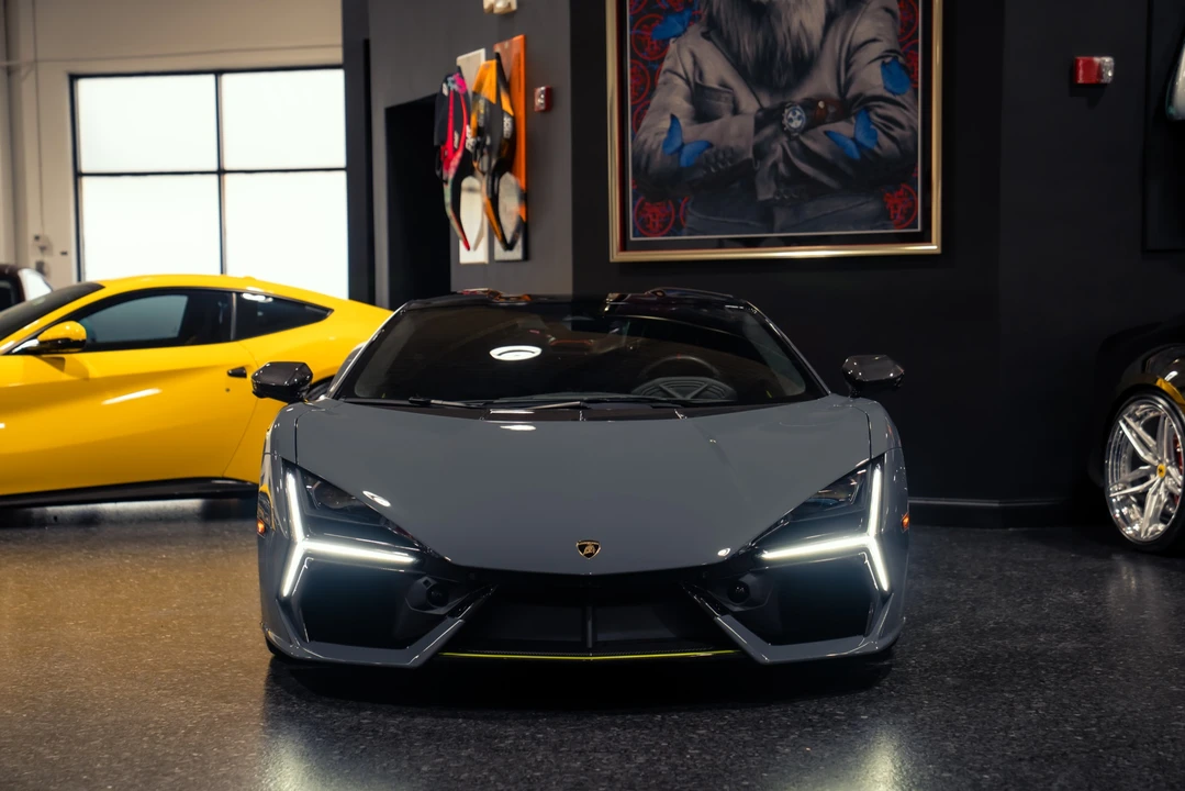 2026 Lamborghini Revuelto - Image 5 of 31
