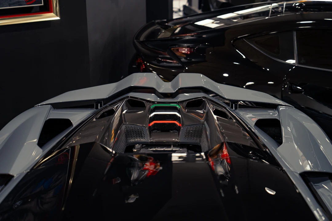 2026 Lamborghini Revuelto - Image 30 of 31