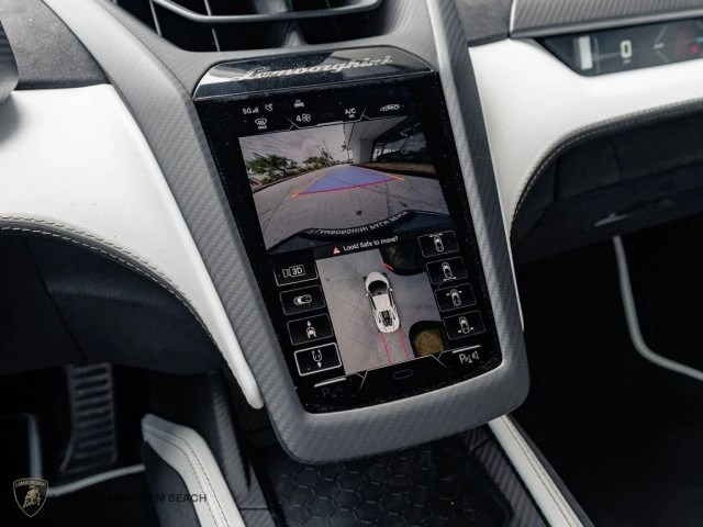 2026 Lamborghini Revuelto - Image 12 of 31