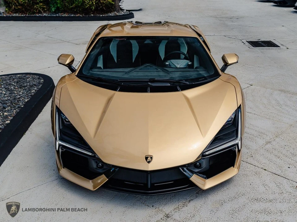 2026 Lamborghini Revuelto - Image 4 of 31