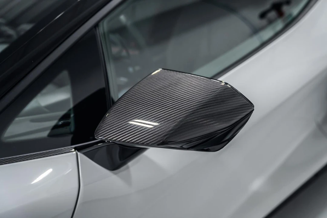 2026 Lamborghini Revuelto - Image 18 of 31