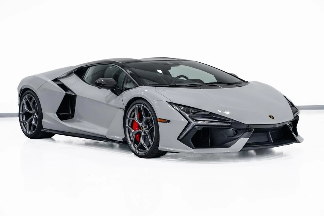 2026 Lamborghini Revuelto - Image 2 of 31