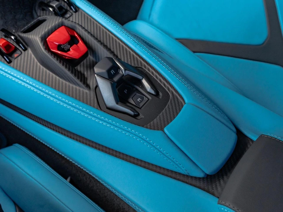 2026 Lamborghini Revuelto - Image 22 of 27