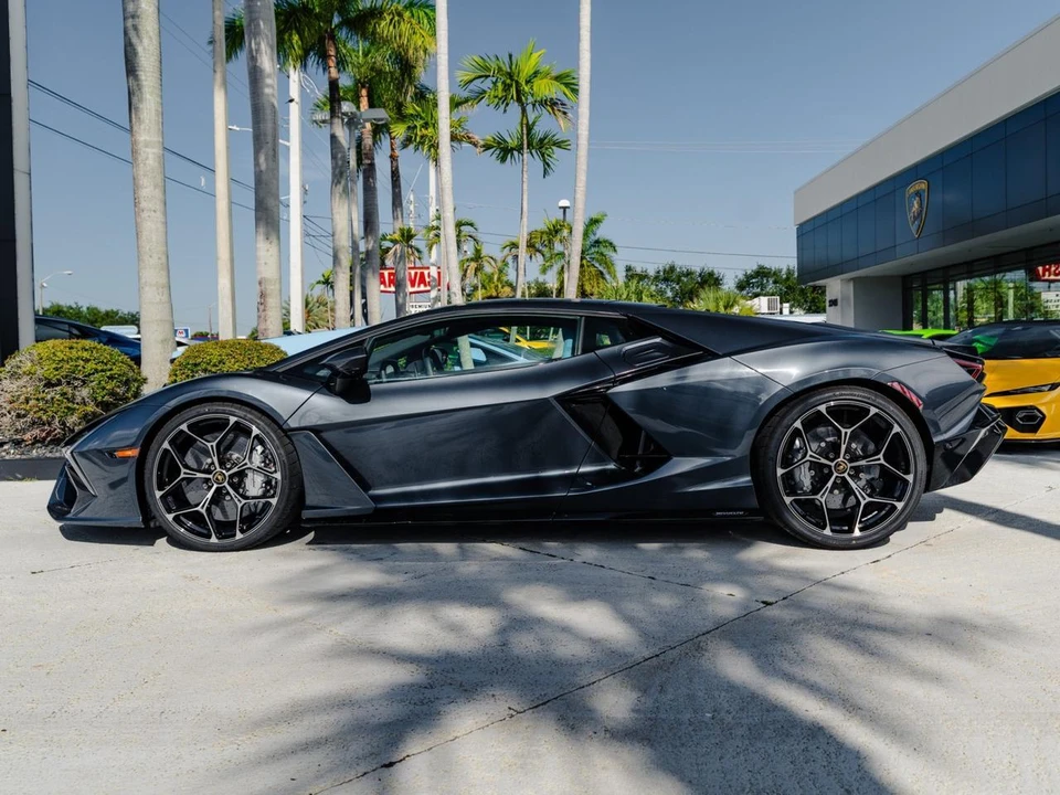 2026 Lamborghini Revuelto - Image 2 of 27