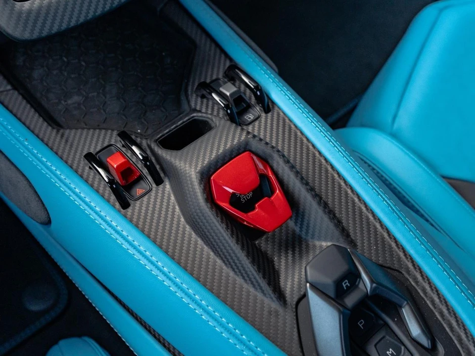 2026 Lamborghini Revuelto - Image 21 of 27