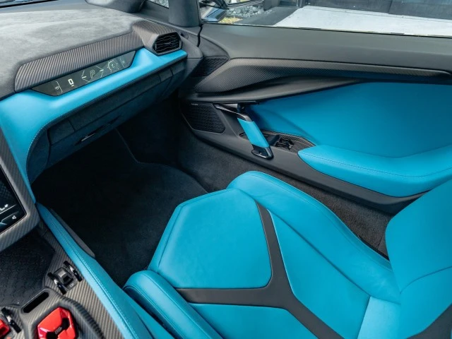 2026 Lamborghini Revuelto - Image 23 of 27