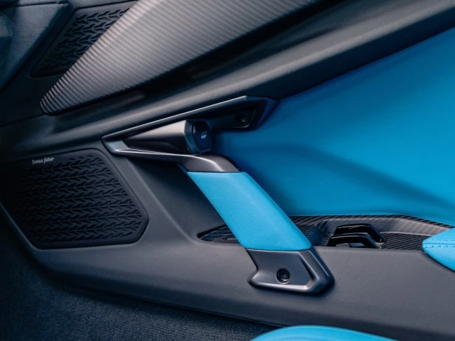 2026 Lamborghini Revuelto - Image 4 of 27