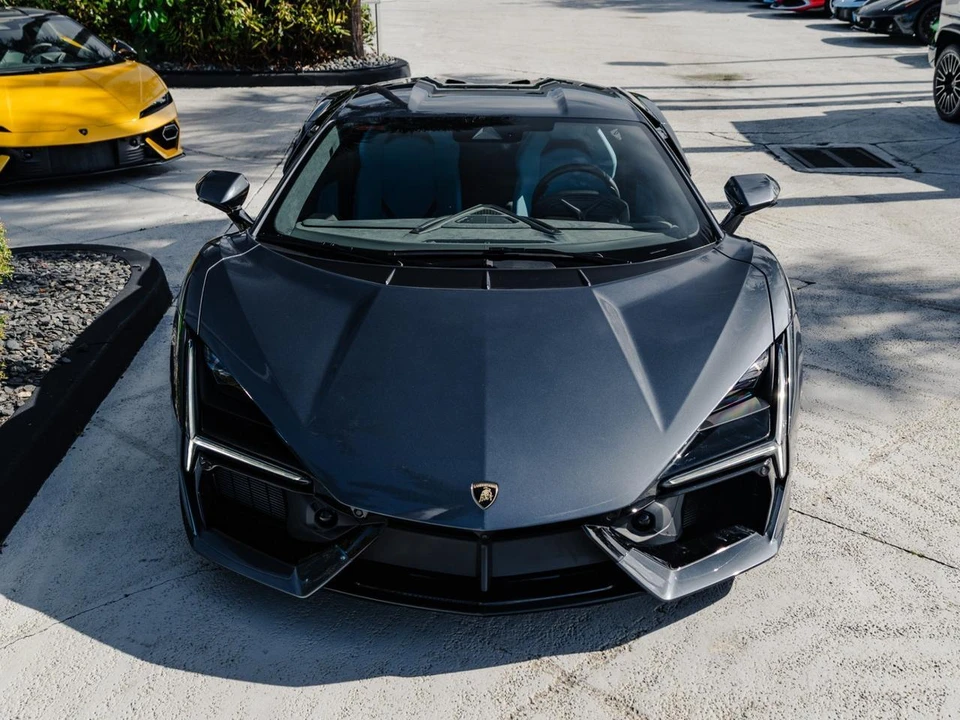 2026 Lamborghini Revuelto - Image 4 of 27