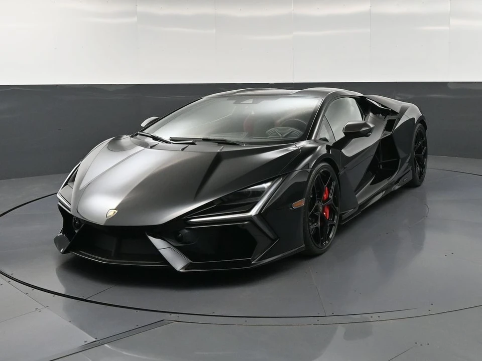 2026 Lamborghini Revuelto - Image 6 of 31