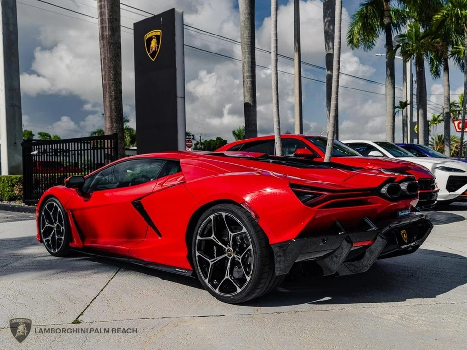 2026 Lamborghini Revuelto - Image 4 of 29