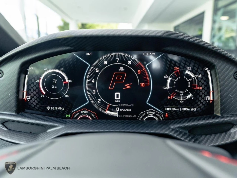 2026 Lamborghini Revuelto - Image 14 of 29