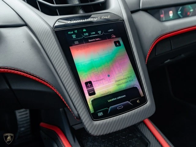 2026 Lamborghini Revuelto - Image 17 of 29
