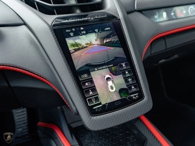 2026 Lamborghini Revuelto - Image 14 of 29
