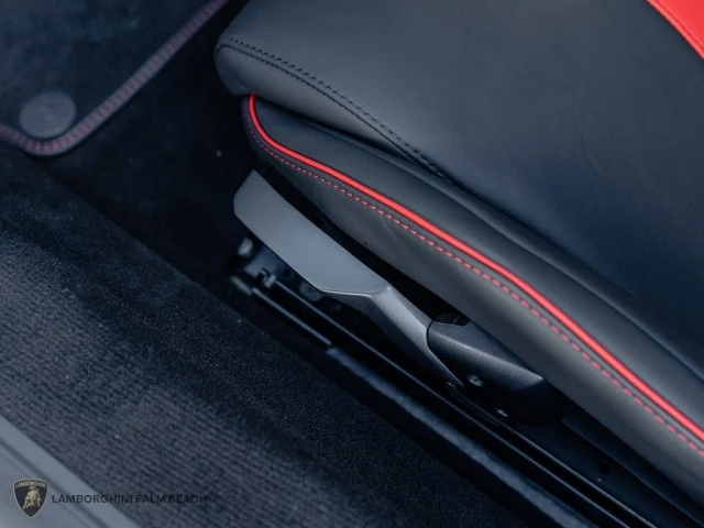 2026 Lamborghini Revuelto - Image 11 of 29