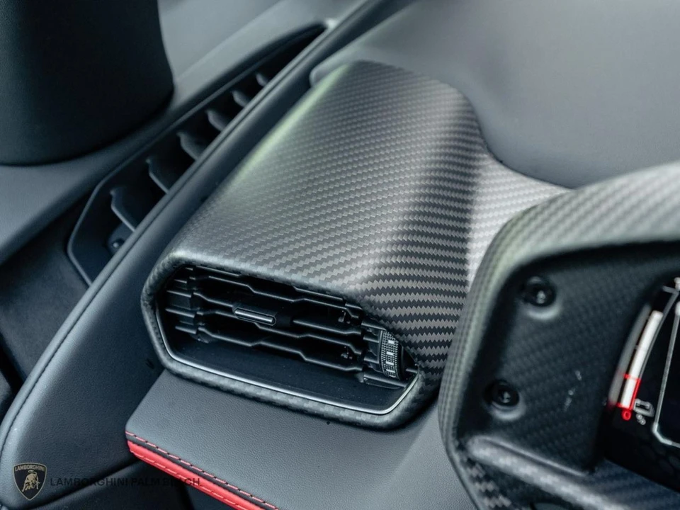 2026 Lamborghini Revuelto - Image 13 of 29