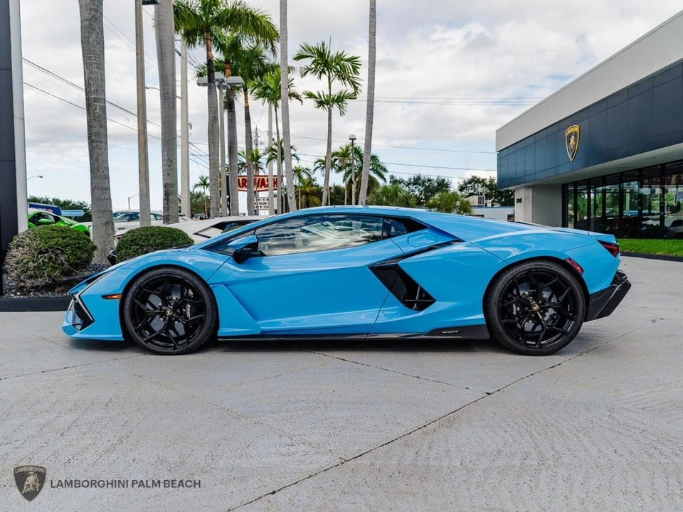 2026 Lamborghini Revuelto - Image 2 of 31