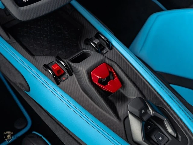 2026 Lamborghini Revuelto - Image 29 of 31