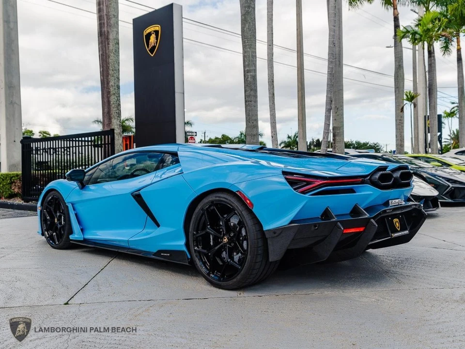 2026 Lamborghini Revuelto - Image 3 of 31